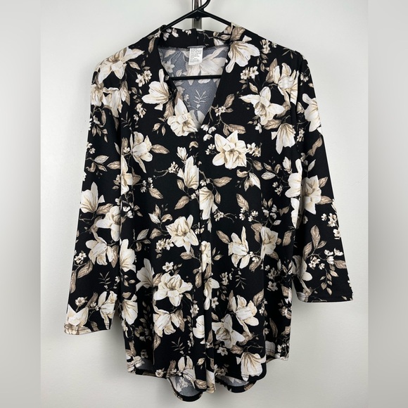 Clientele Tops - Clientele Floral V-Neck Blouse Black & Cream Print Women’s Size Medium